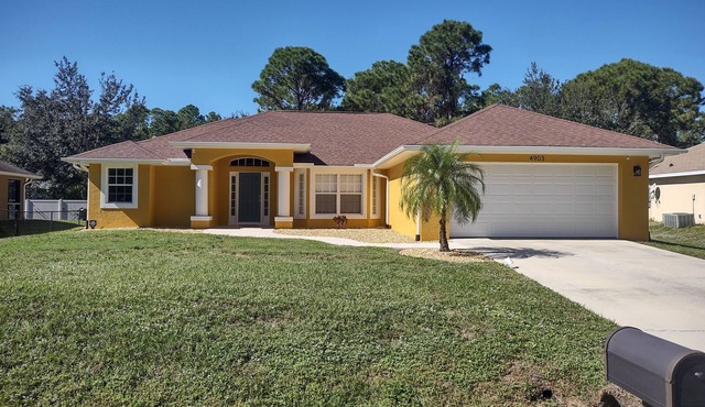Heated Pool w/3 Bedroom, 2 and a Half Bath Home