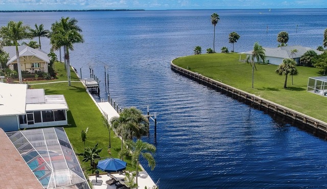 HEATED POOL WATERFRONT GULF ACCESS 4BR 3.5BA LUXURY FLORIDA HOME NEAR BEACH 🐬n