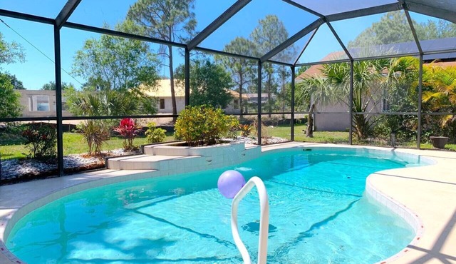 Heated Saltwater Pool Pet-Friendly 3BR Home on Quiet Street – Punta Gorda Area