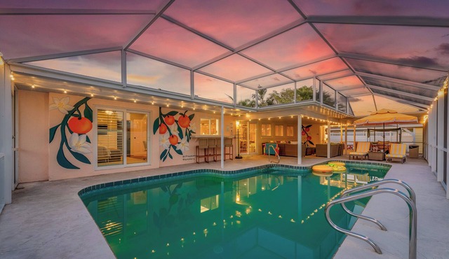 Heated saltwater pool + bubbling hot tub + cozy massage chair