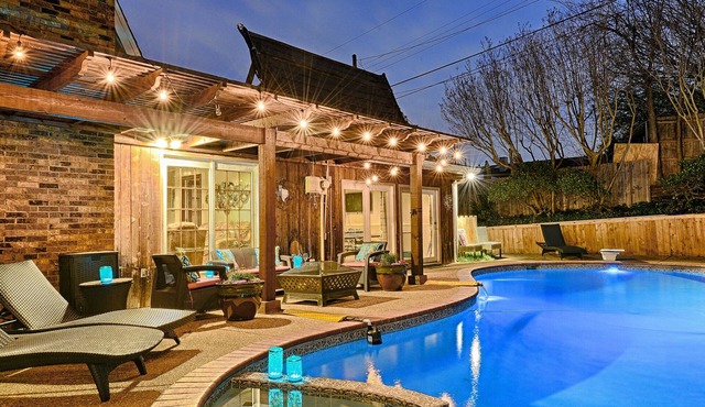 HEATED Swimming Pool Hot Tub 2 Game Rooms, Arcades, pool table, ping pong table