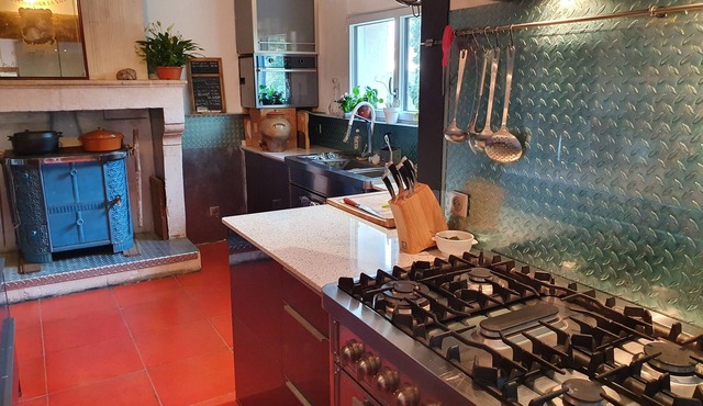 Heated swimming pool, softness of living, and great comfort near La Rochelle