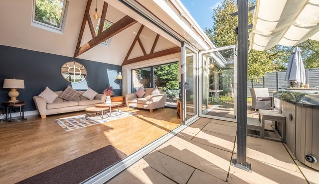 Heath Cottage dates back to 1650 and has been lovingly restored and extended.