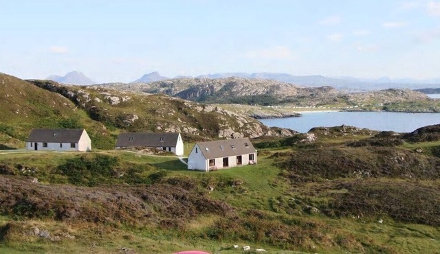 Heather Cottage - a staggering coastal view!!