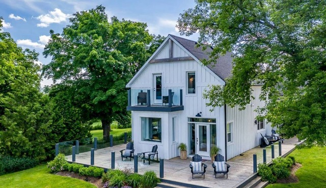 Heaven atop the hills of Creemore - FULL PICS!