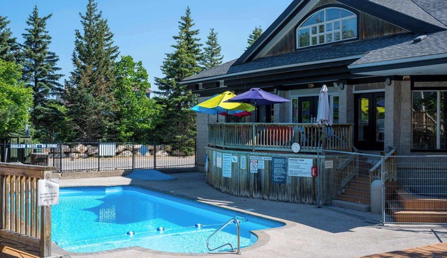Heavenly Hideaway | Hot Tub, Shuttle & Cozy Patio