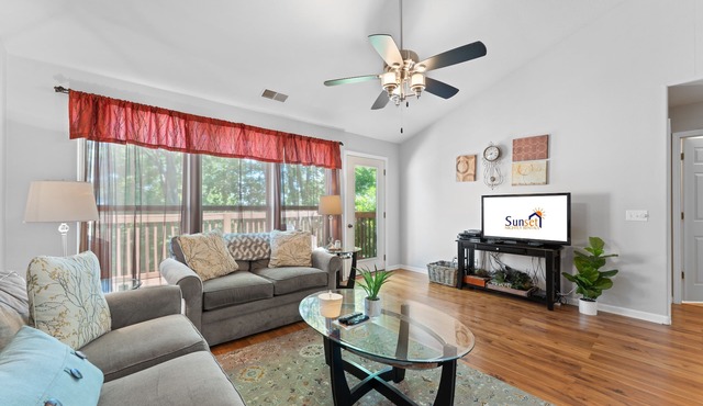 Heavenly Hideaway 2 Bedroom Condo by RedAwning