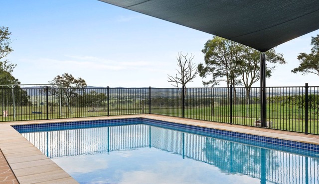 Heavenly Hideaway at Lovedale with Private Pool and Spa