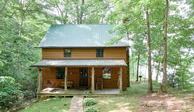 Heavenly Hideaway- Lakeview Cabin