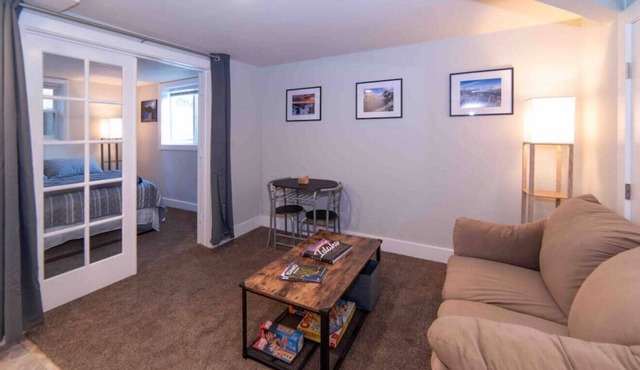 Heavenly Hideaway West End+Laundry+Kitchette+Patio