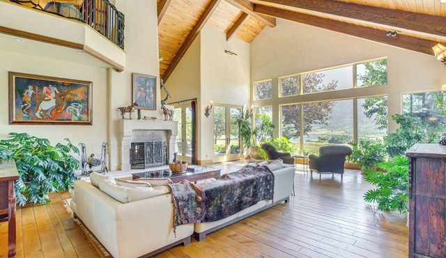 Heavenly Steamboat Home: 50 Acres, Hot Tub, Views!