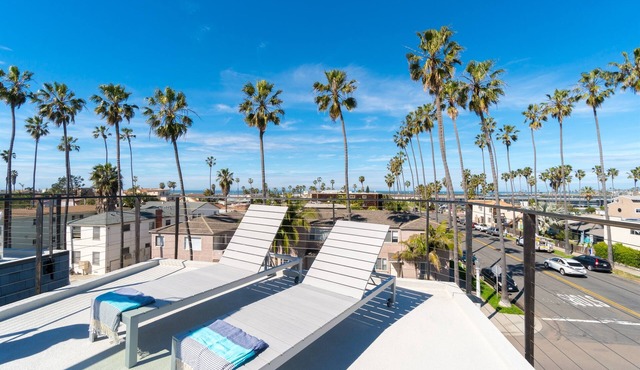Heavily Discounted & Thoroughly Clean @ the Beach