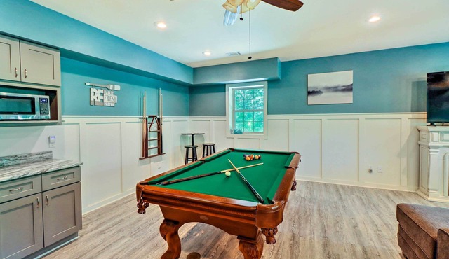 Heber Springs Family Lake House: Fire Pit & Decks
