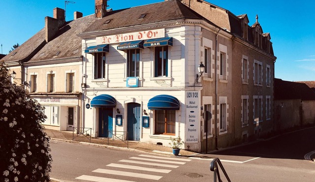 Hebergement 5 chb 5 SDB - 14 pers wifi cour