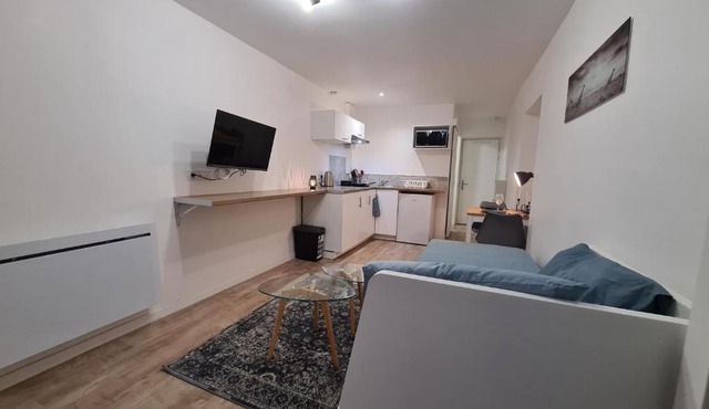 HeberGenève : Aux pieds du château