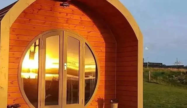 Hebrides Bothy - Glamping