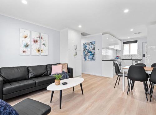 Hectorville Luxe Haven Suite