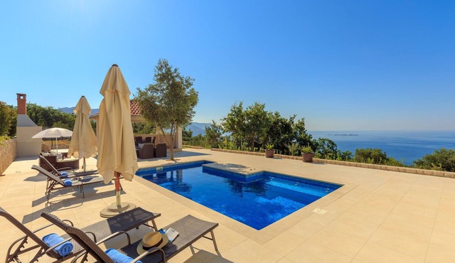 Hedera Estate, Villa Hedera VII