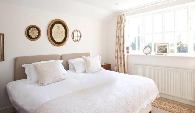 Hedingham Old Pottery