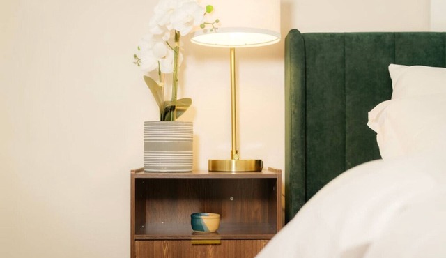 Heights Haven on Paris | 2BD Stay