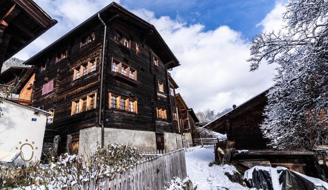 Heimeliges Walliserhaus
