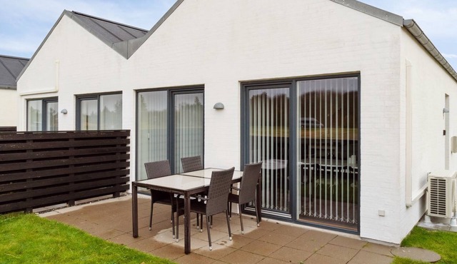 "Helemine" - 400m from the sea by Interhome