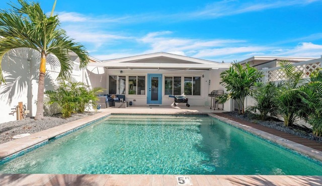 Heliconia House by Duncan Real Estate