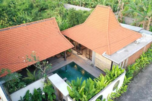 Heliconia Joglo House