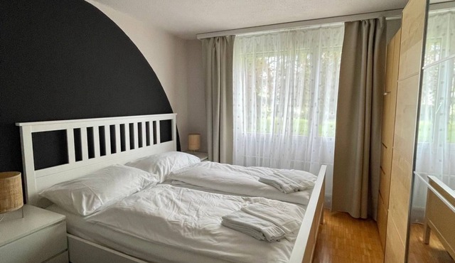 Helle Gartenwohnung mit Sitzplatz