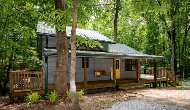 ☀️ Hello Sunshine, 2 bdrm/1 bath, hot tub & more