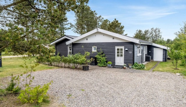 "Helmer" - 5km from the sea by Interhome