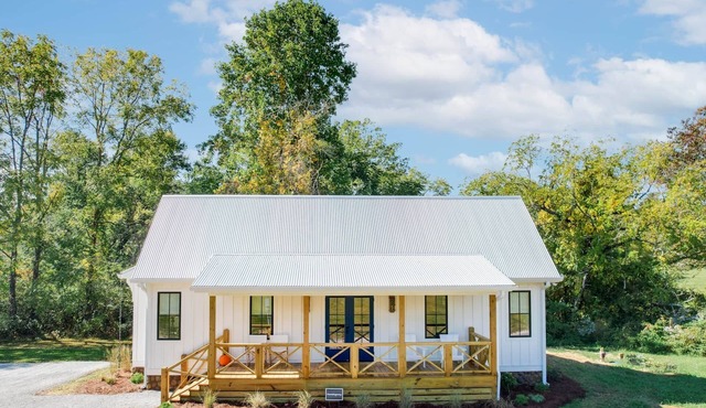 Hemingway Cottage at Julep Farms