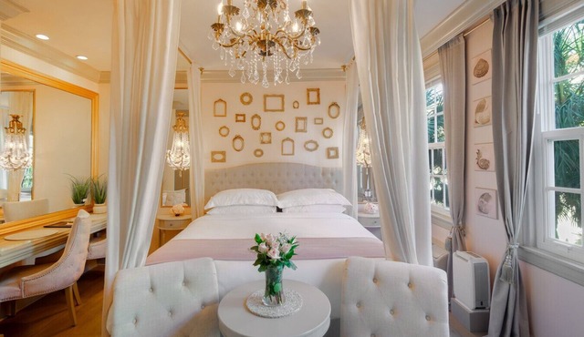 🌴 Hemingway Garden Palm Beach Island 🌴 Free Parking 🌴 Pool