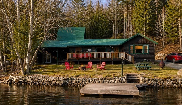 Hemlock Cabin Retreat + Cedar Guest Suite - 4BR