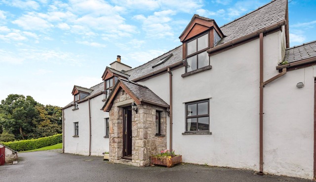 Hendy - Three Bedroom House, Sleeps 6