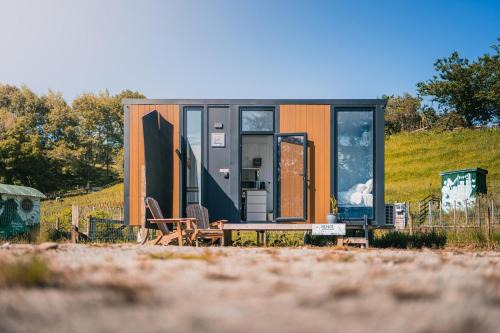 Henge Cabin by Tiny Away