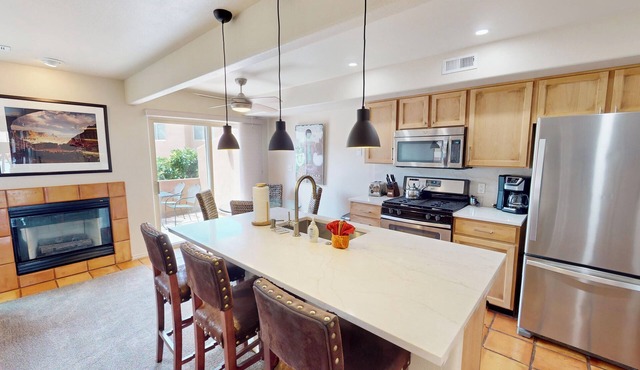Henning's Escape~3328 | 2 Bed, 2 Bath