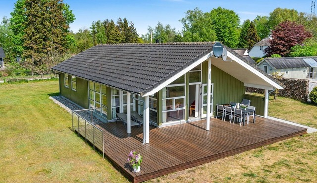 "Henninge" - 300m from the sea by Interhome