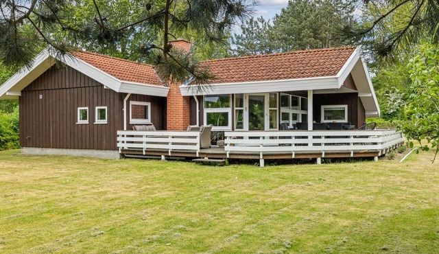 "Hennrik" - 240m from the sea by Interhome