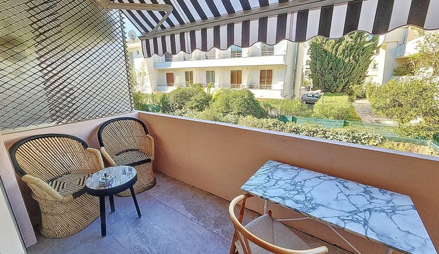 HENRI CAMILLE Agency - Copacabana- charming studio Palm Beach