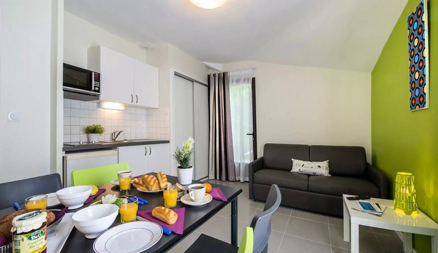 Henri IV Gîtes Village * - Ternélia - Cottage 6 People