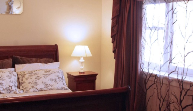 Henrietta's country house, luxury couple's retreat