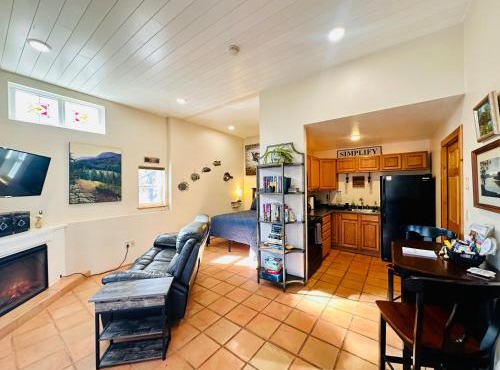 Henry Hollow Retreat Terrace