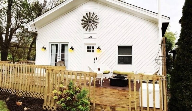 Hensley’s Cornerstone Lakehouse