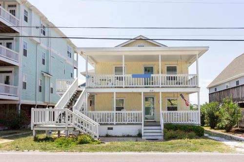 Henson Lower by Bryant Real Estate