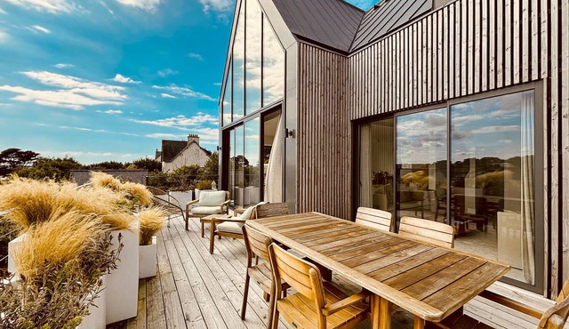 Hent Ar Villin · Villa Exceptional with indoor poo