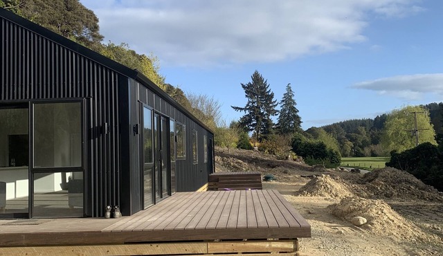 Herbert Forest Retreat 15 min from Oamaru, H/tub and MTB tracks