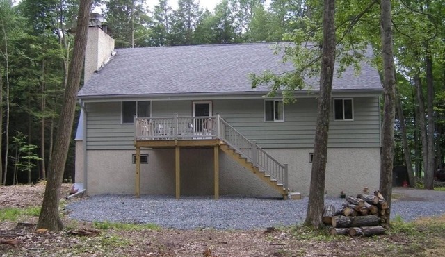 Herbies Hideaway A Unique Getaway Just 4 Miles From Rickett's Glen State Park.