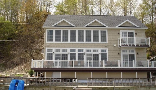 Herbst's Hideaway on Seneca Lake