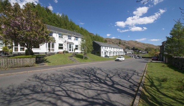 Herdwick Place, spacious cottage for 4 in spectacular Langdale Valley